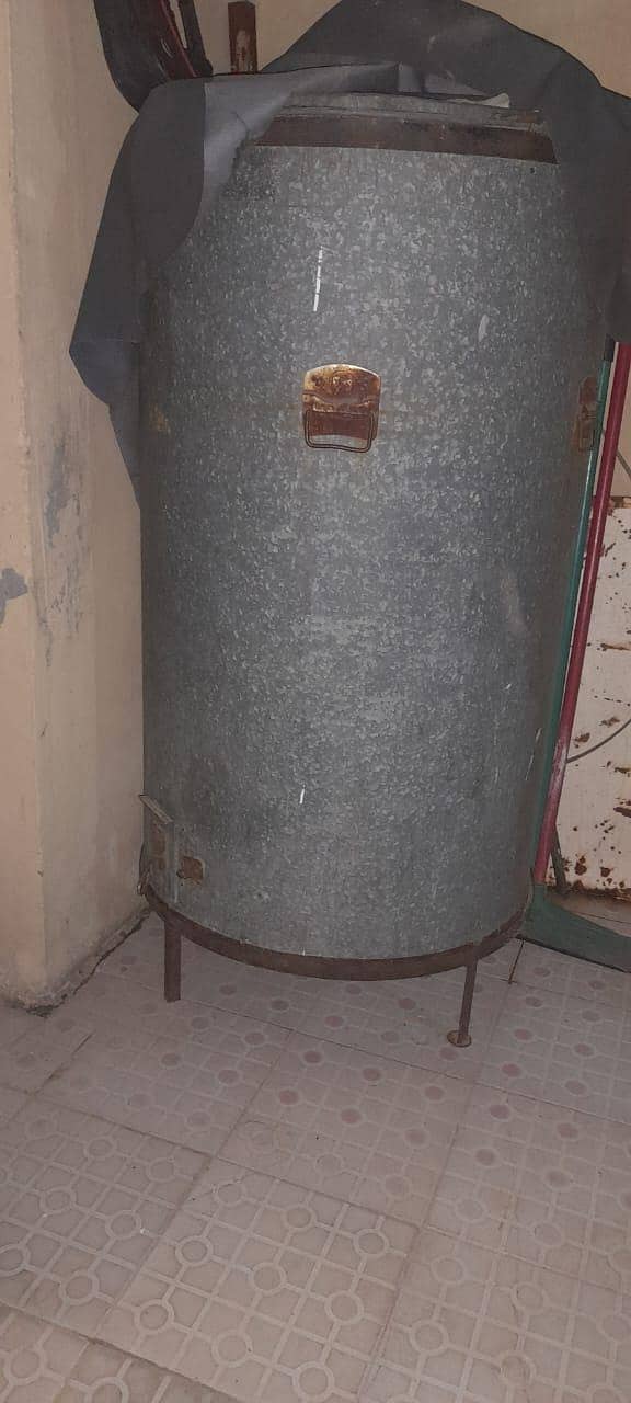 Wheat container 1