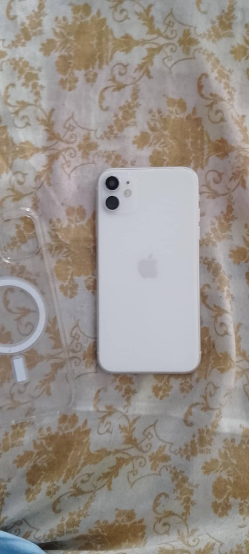 Apple iPhone 11 0