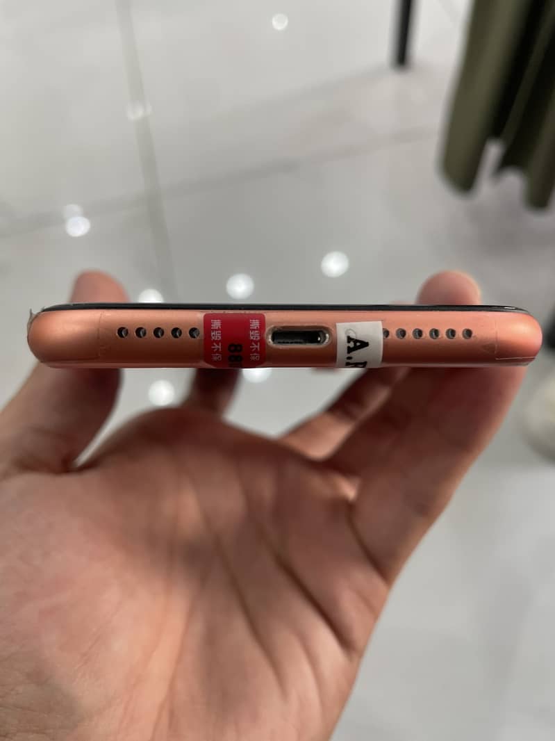 Apple iPhone XR 2