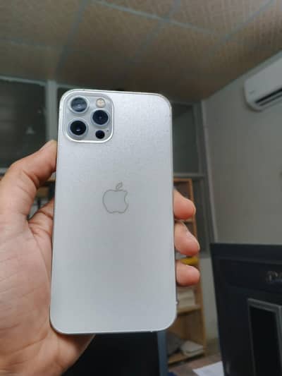 Apple iPhone 12 Pro
