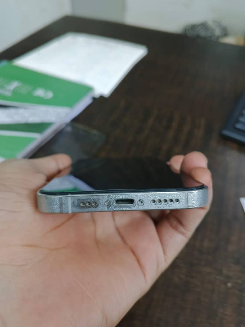 Apple iPhone 12 Pro 3
