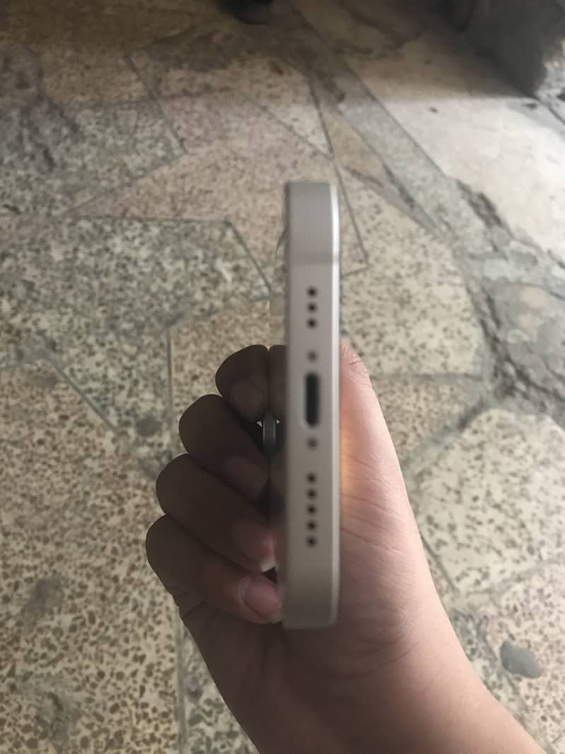 Apple iPhone 13 3