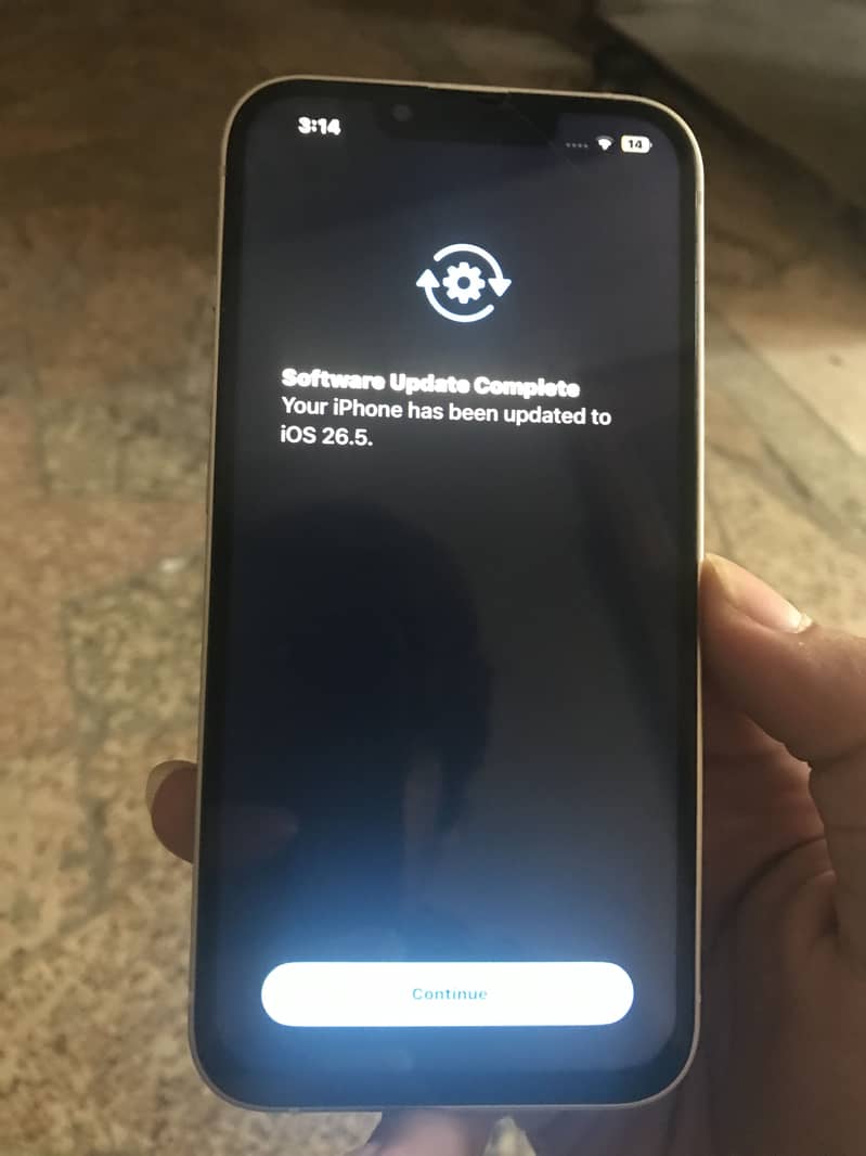 Apple iPhone 13 5