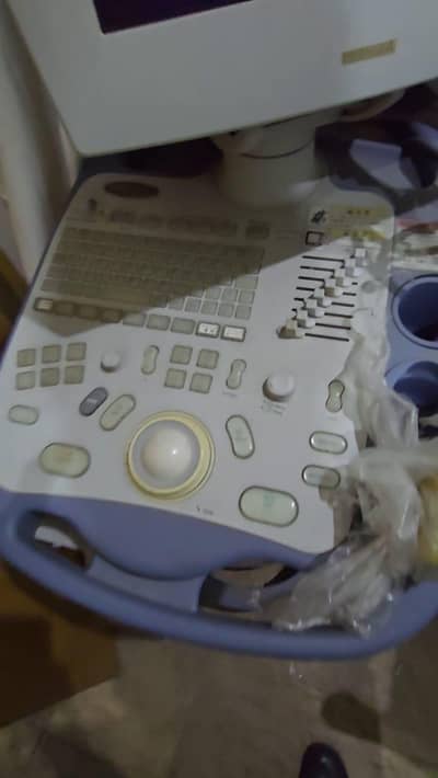 Toshiba famio 8