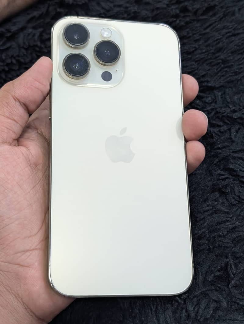 Apple iPhone 14 Pro Max 0