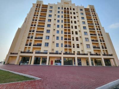 Ready to Move 1100 Square Feet 2 Bedroom Flat Available For Sale in Paragon Towers Bahria Town Karachi