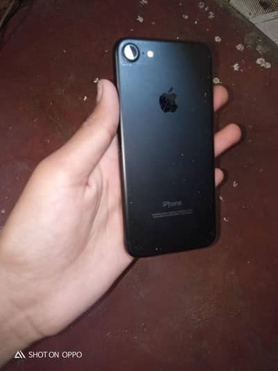 Apple iPhone 7