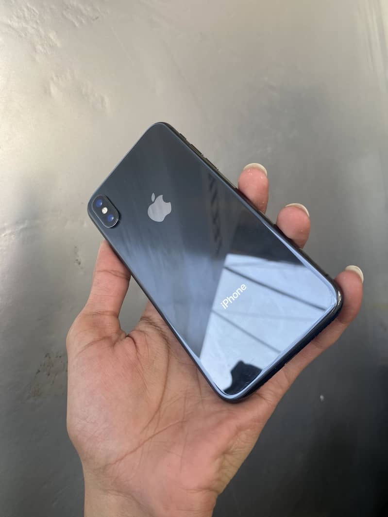 Apple iPhone X 1