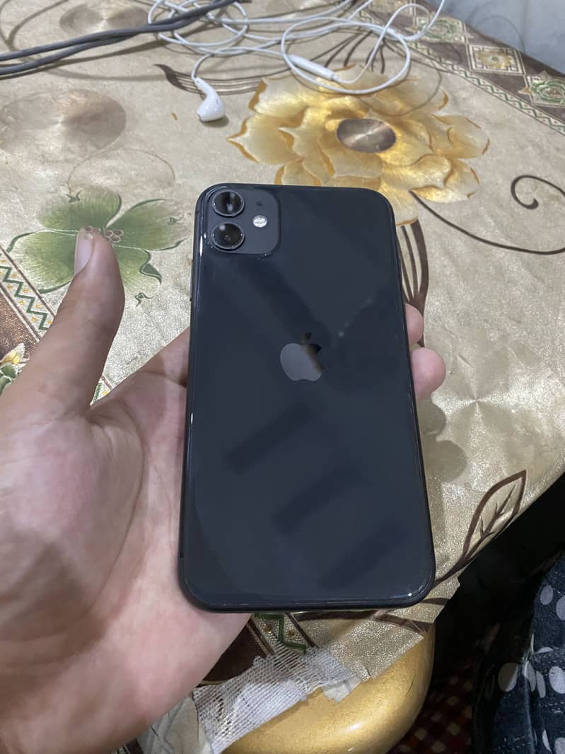 Apple iPhone 11 0