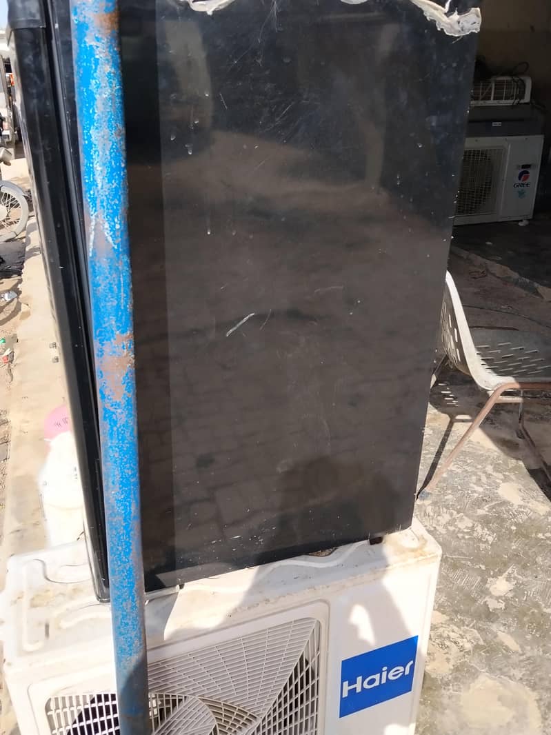 Panatron Mini Fridge 2