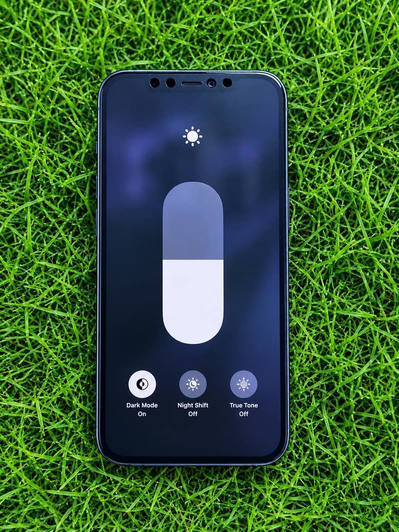 Apple iPhone 12 0