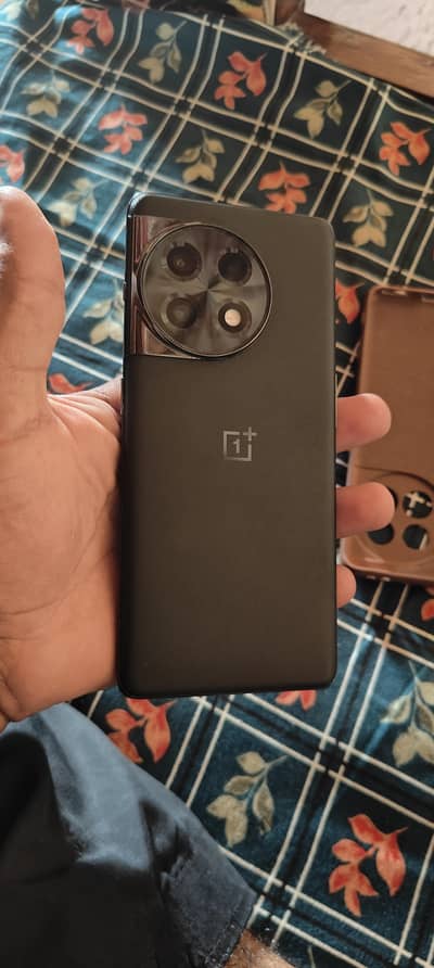 One Plus 11R