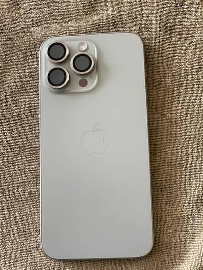 Apple iPhone 15 Pro Max
