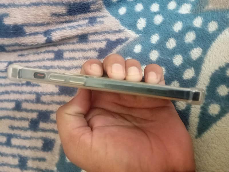 Apple iPhone 12 2