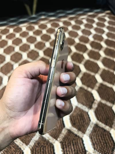 Apple iPhone XS