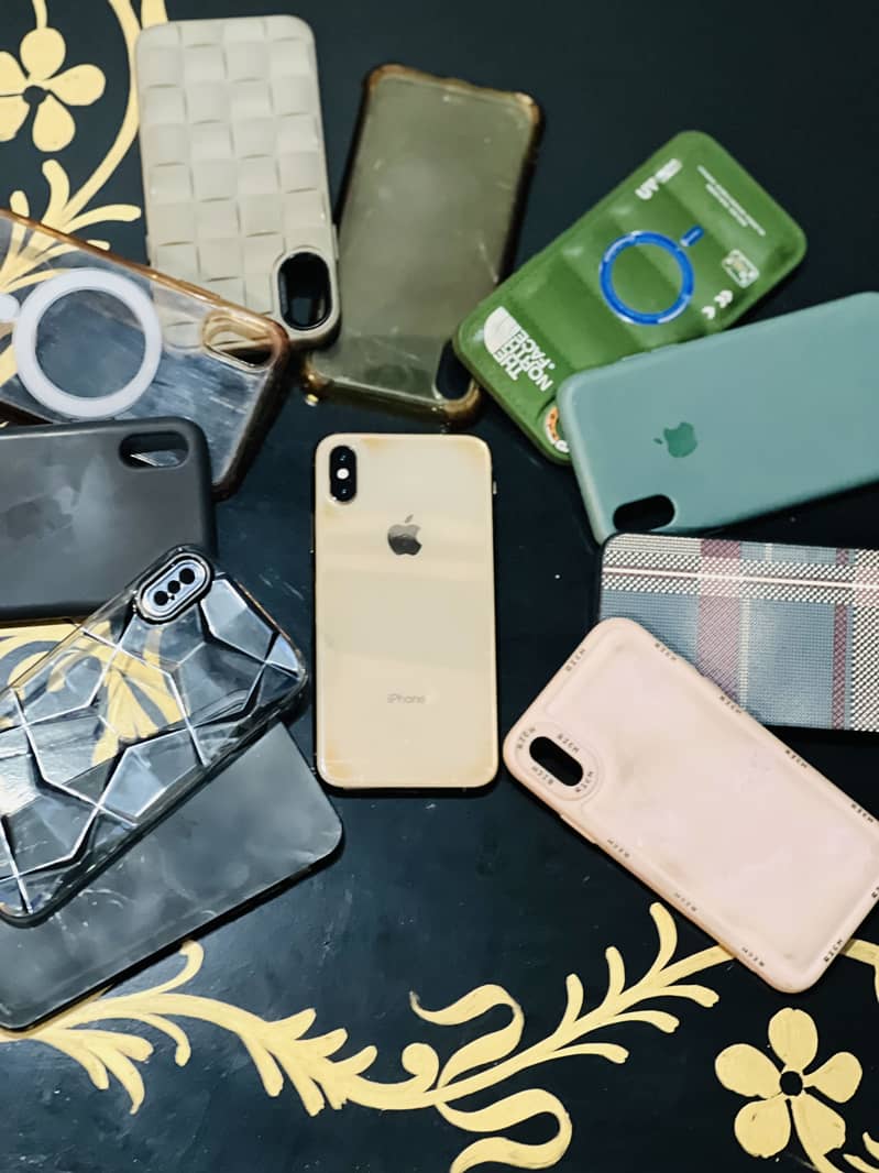 Apple iPhone XS 6