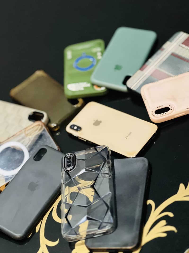Apple iPhone XS 10
