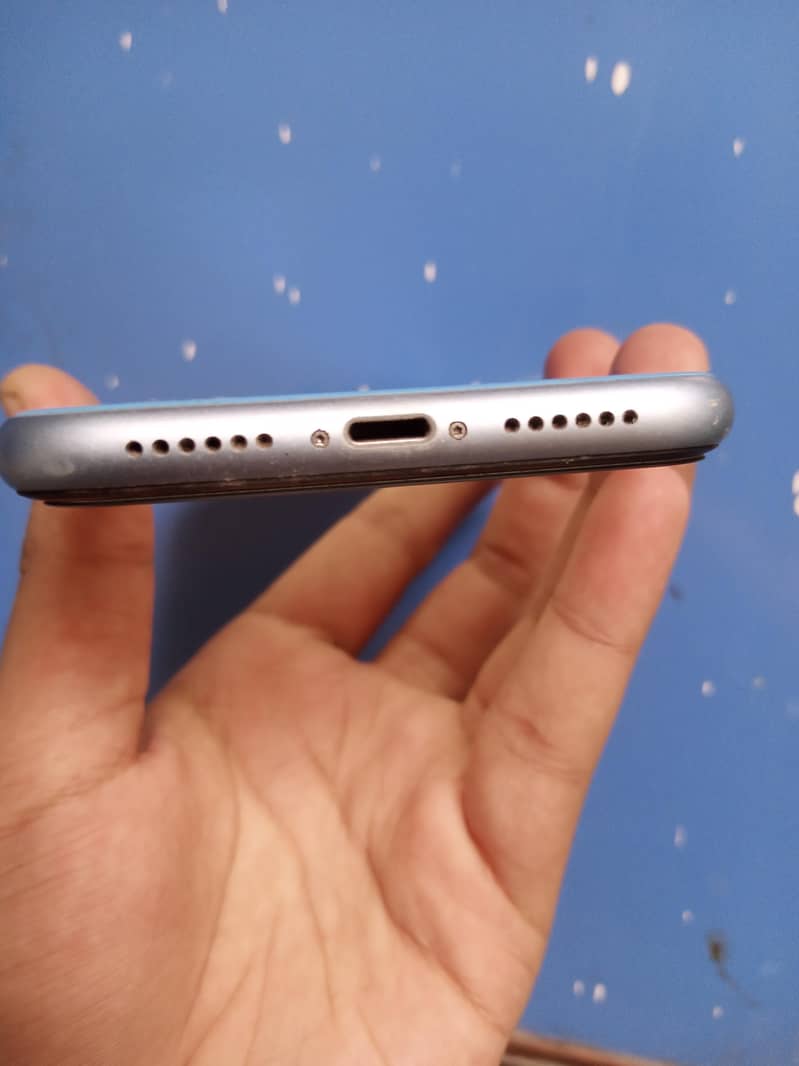 iphone xr 1