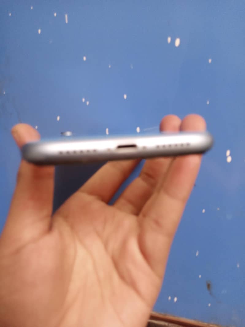 iphone xr 2
