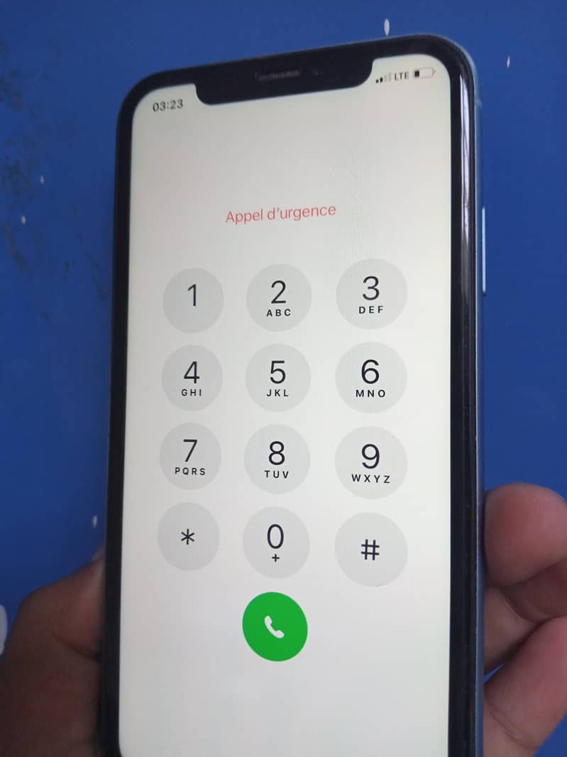 iphone xr 4