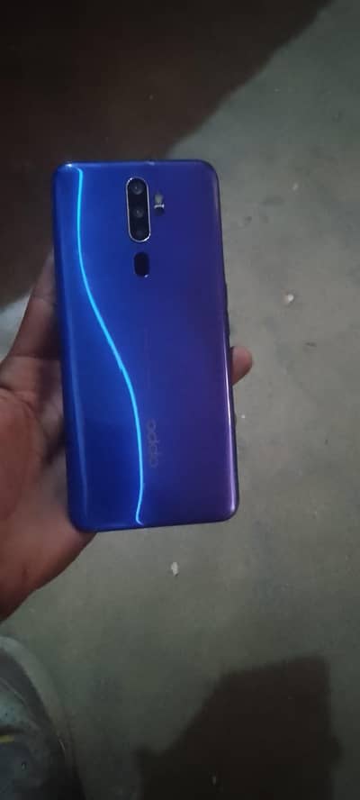 OPPO A5.03704381453
