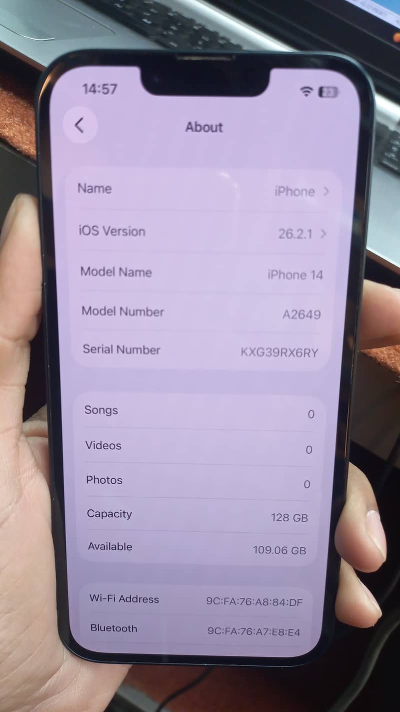 Apple iPhone 14 2