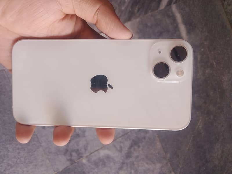 Apple iPhone 13 3
