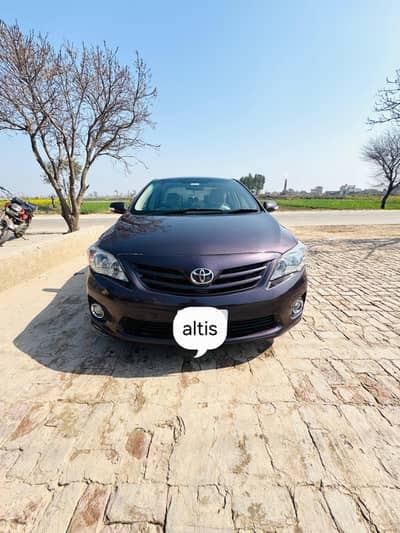 Toyota Corolla Altis 2013