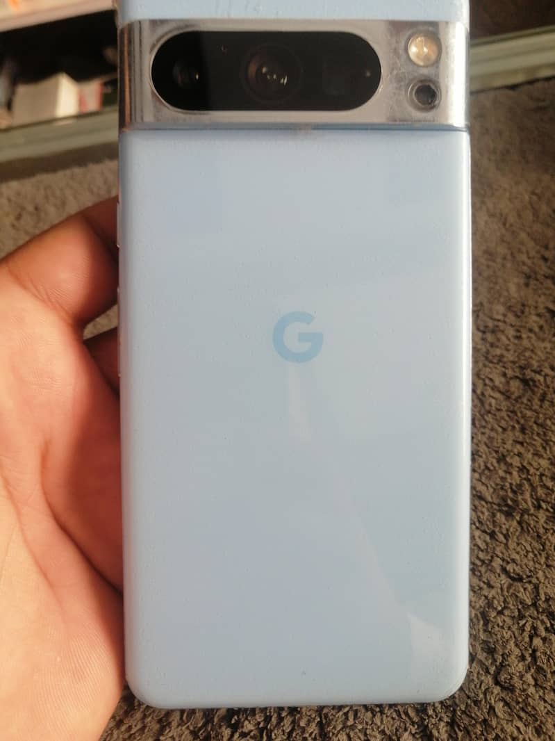 Google Pixel 8 Pro 2