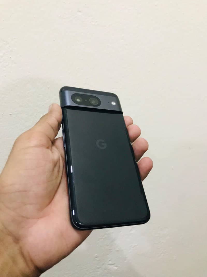 Google Pixel 8 3