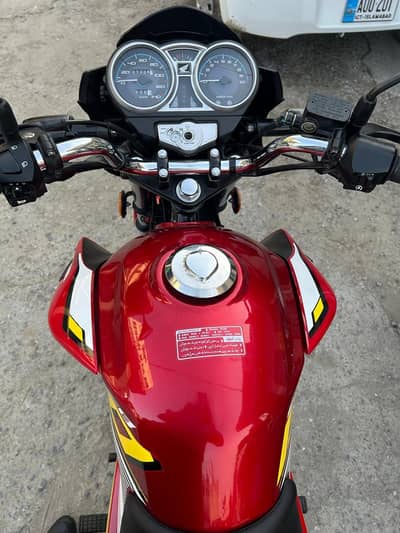 Honda CB 150F Red 2025/26Excellent condition