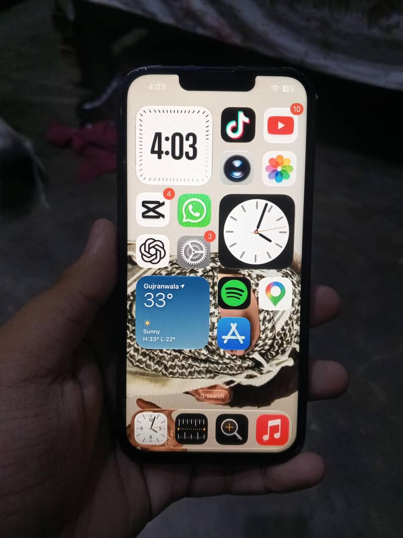 Apple iPhone 13 3