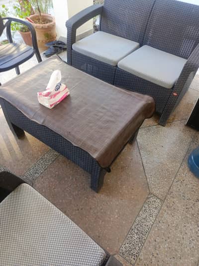 outdoor sofa set with 2 extra chairs