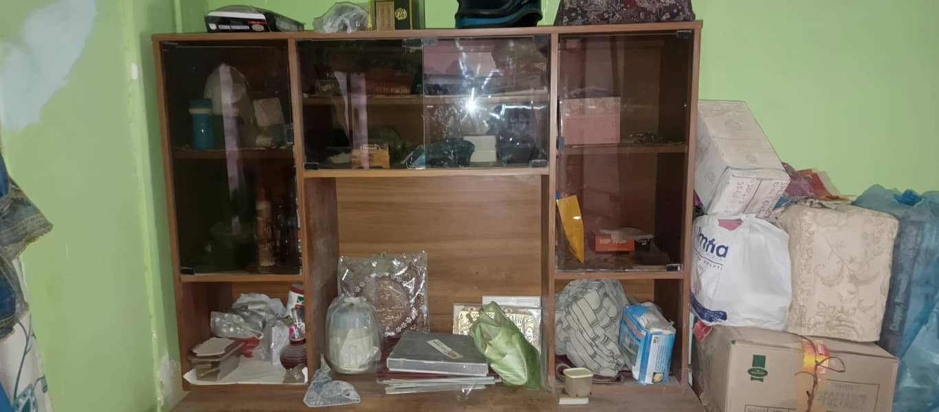 Showcase Divider 0