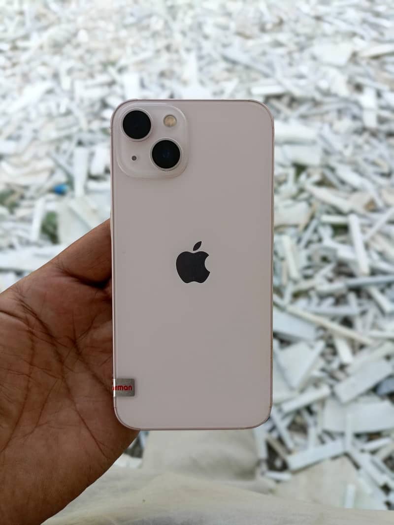 Apple iPhone 13 2