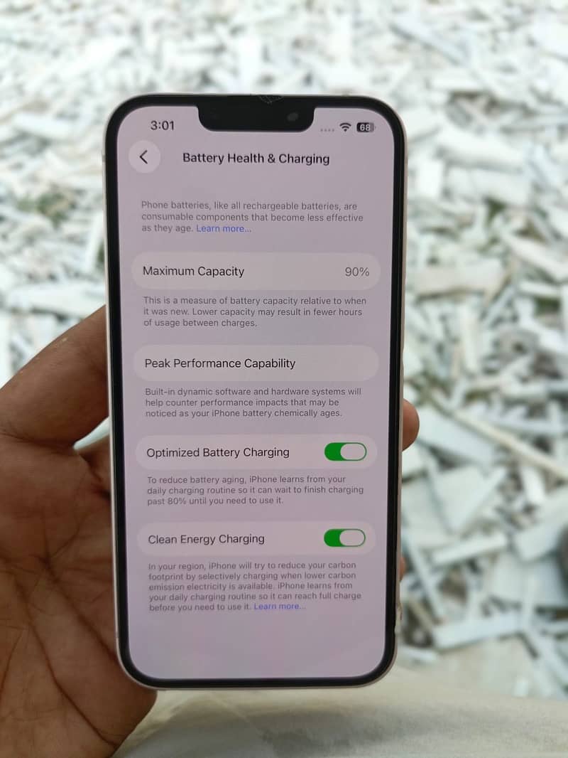 Apple iPhone 13 5