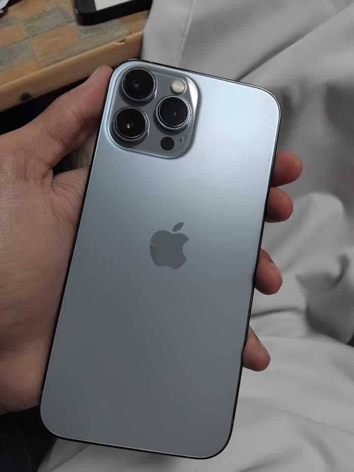 Apple iPhone 13 Pro Max FU 0