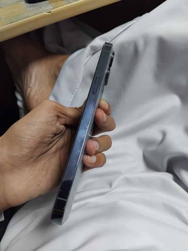 Apple iPhone 13 Pro Max FU 3