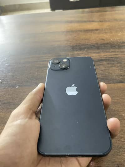 Apple iPhone 13