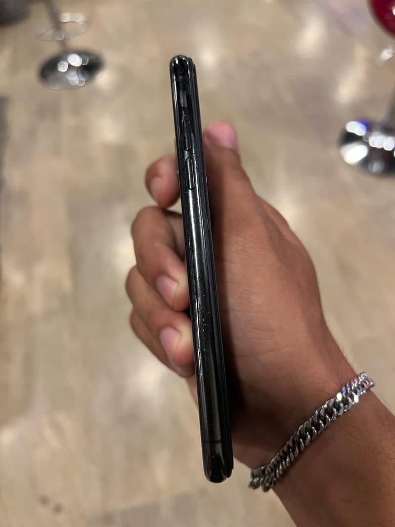 Apple iPhone X 9