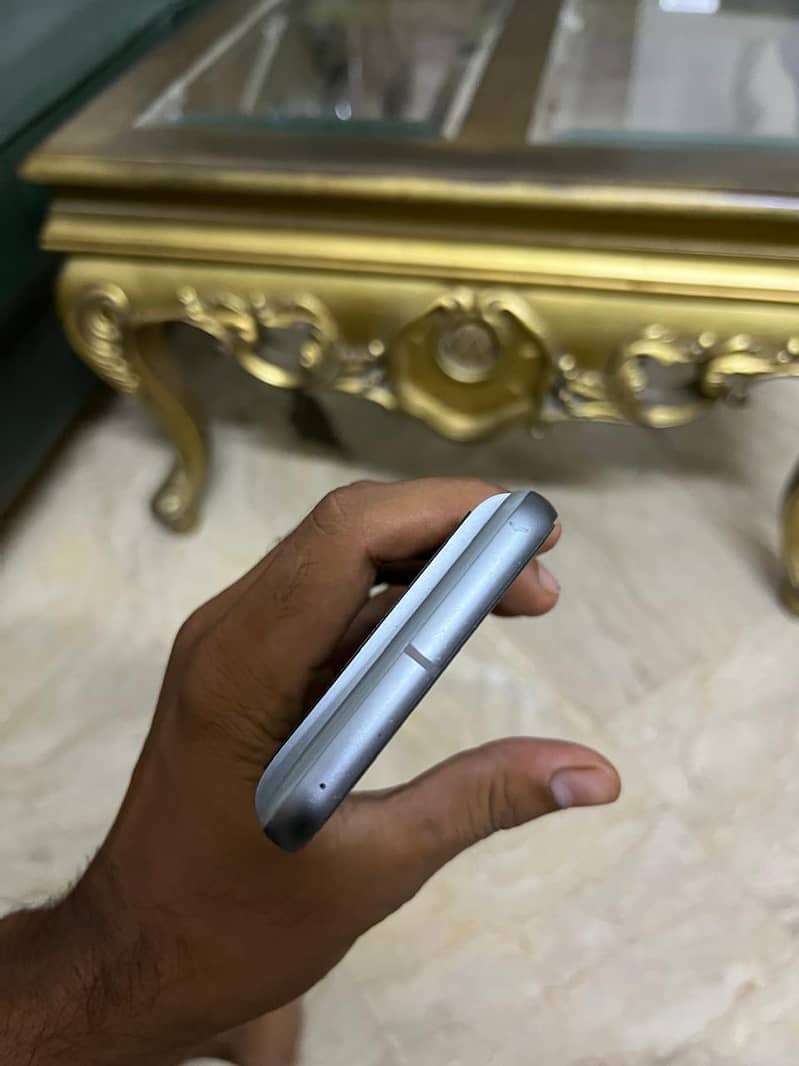 Google Pixel 8 3