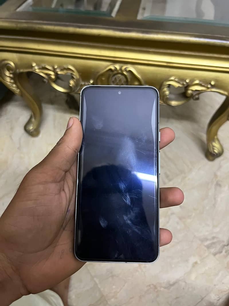 Google Pixel 8 5