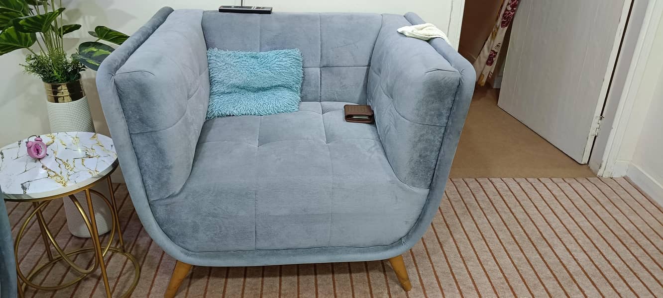 5 sitters sofa 0