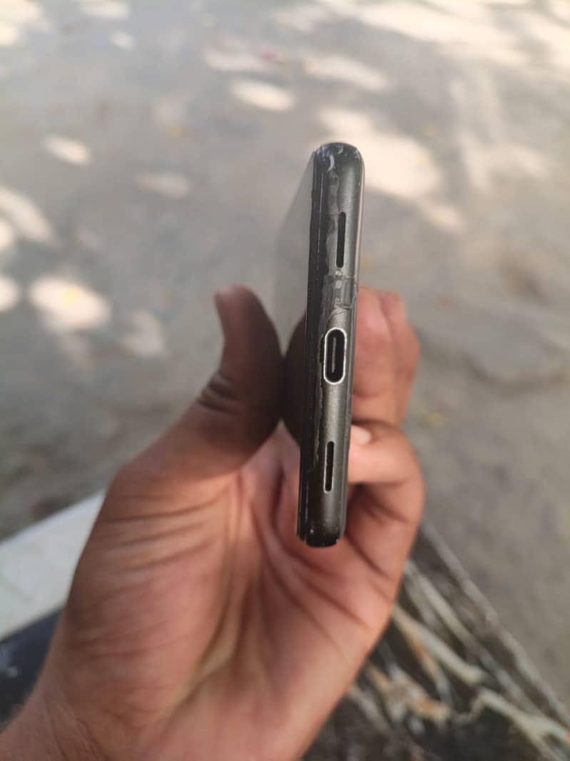 Google Pixel 6a 4