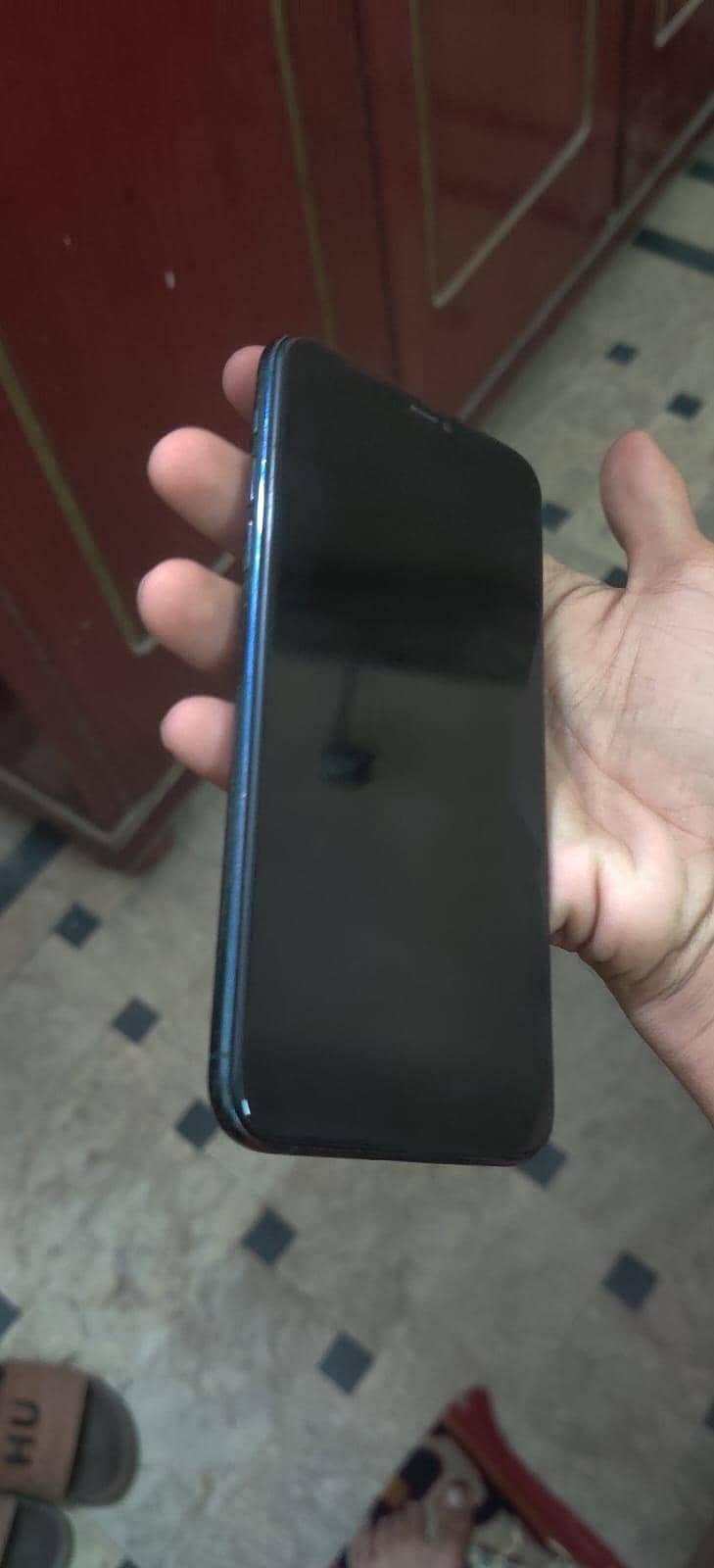 Apple iPhone 11 Pro Max 4