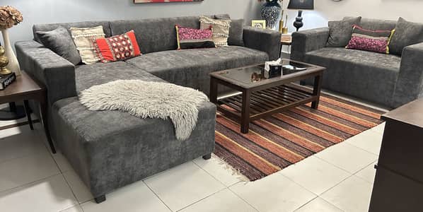 Loubge Sofa set 8 seater for sale