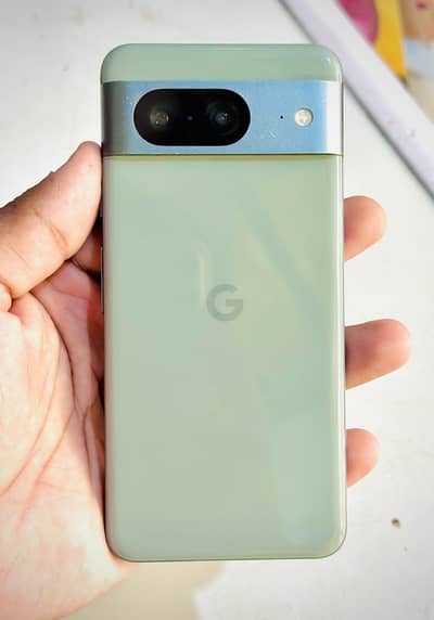 Google pixel 8