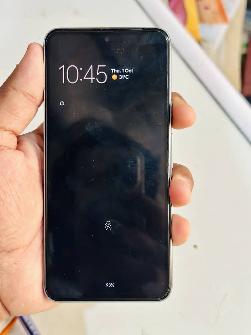Google pixel 8 1