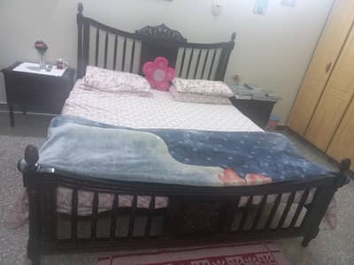 Wooden bedset