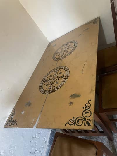 glass top dining table with 3 dining chairs